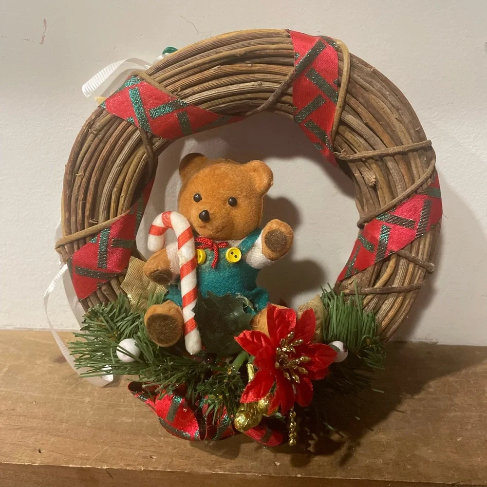 Vintage Christmas handmade Teddy Bear Wreath